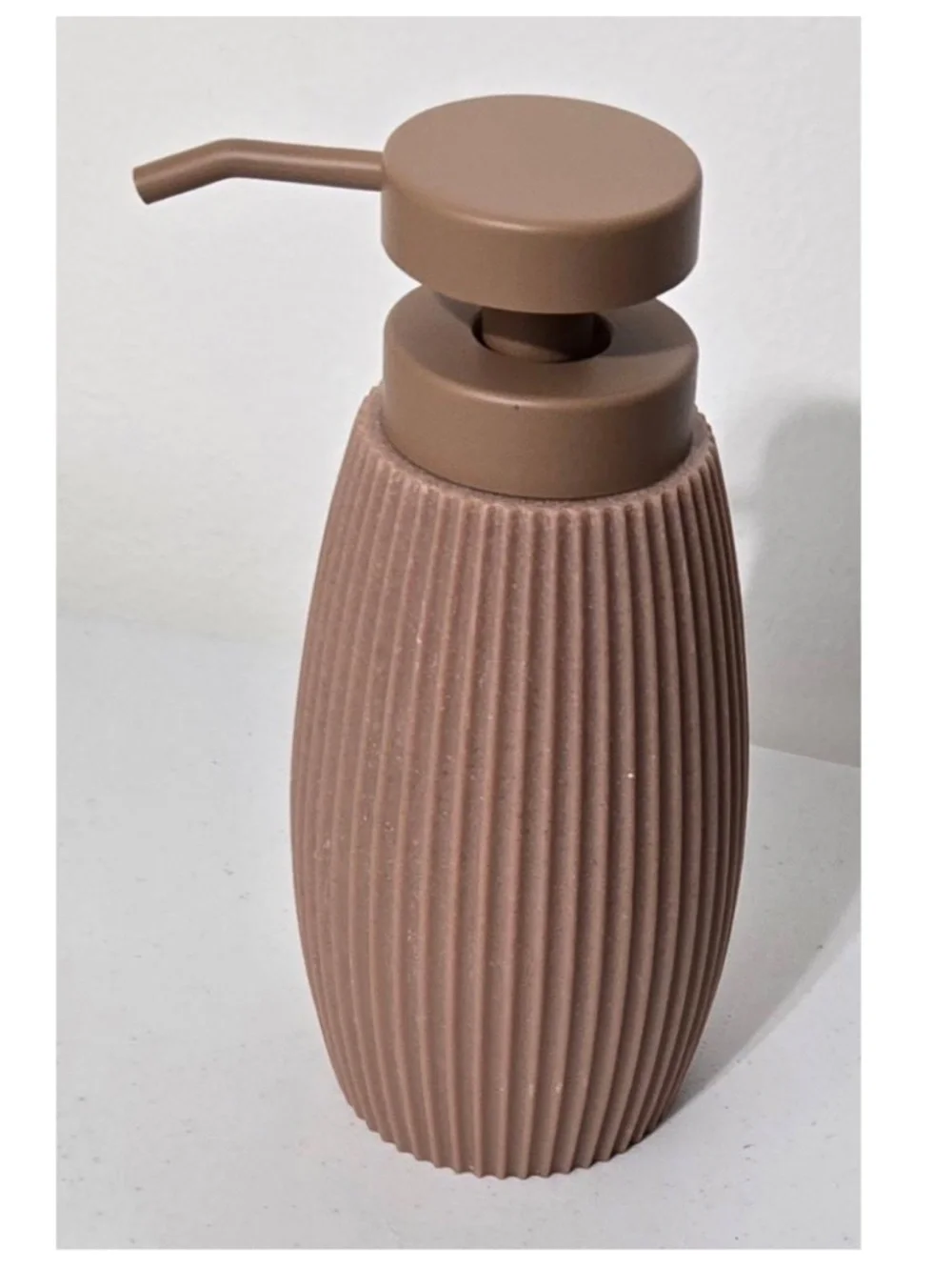 New Room & Retreat Soap Pump Cylinder Home Bathroom Kitchen Brown NWT